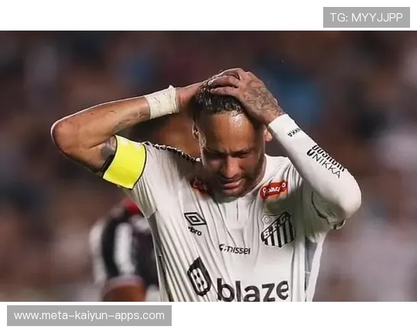 内马尔在社媒举办摄影展，展现生活中真实美好瞬间